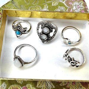 Silver Tone Rings 5 for $25 with pouch